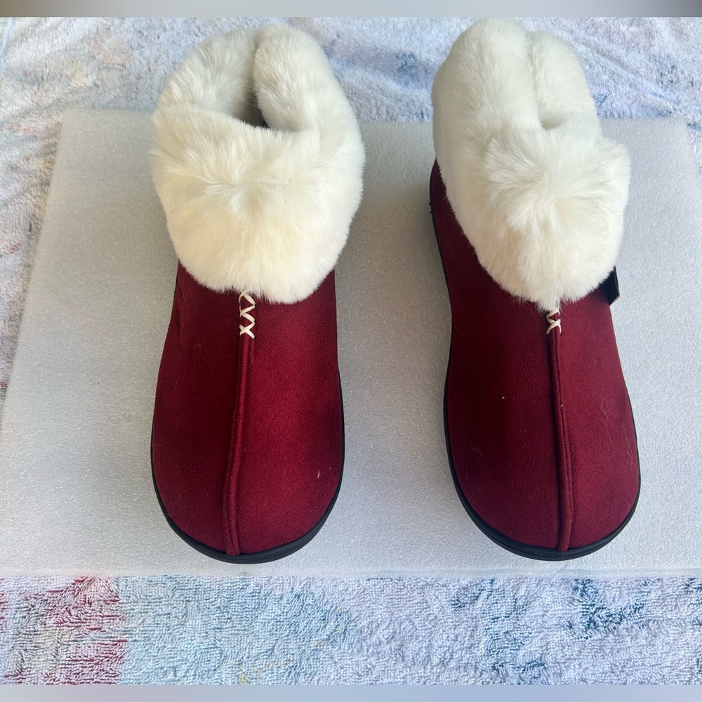 RockDove Women’s Crinkle Velvet Slip-On-US SIZE 9